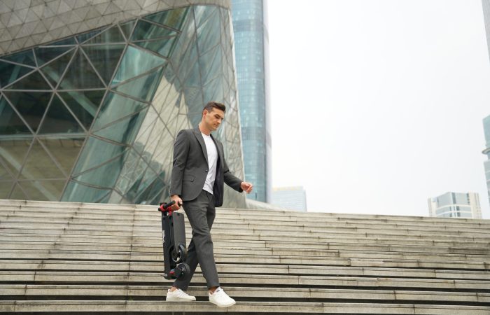 What are the Lightest Electric Scooters? Best Options for Easy Carrying
