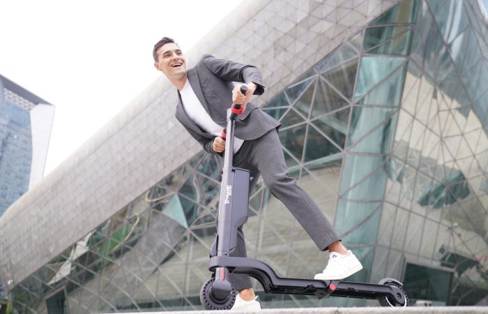 How Long Does an Electric Scooter Battery Last Per Charge?
