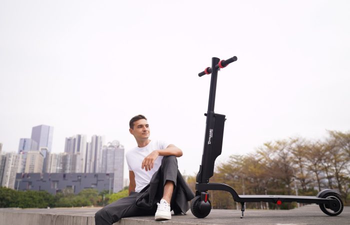 Electric Scooter Wheels: Solid Tires VS Pneumatic Tires